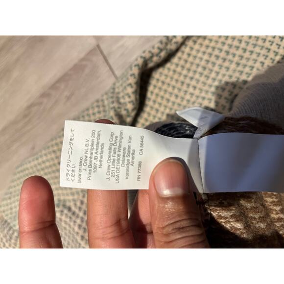 J Crew- Rugged merino wool-blend bird's-eye sweater/ L - Picture 7 of 8